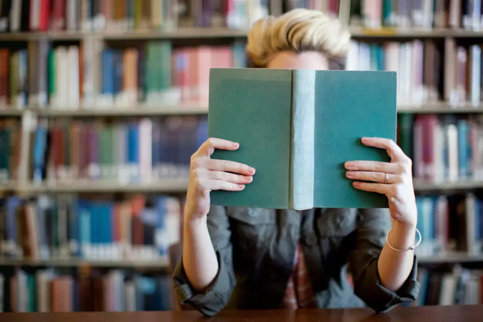 Read data like an open book